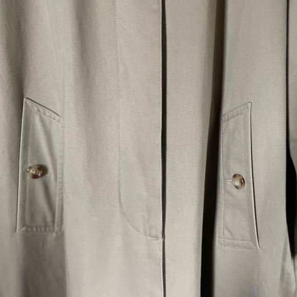 Ralph Lauren Overcoat. Size Large - Picture 11 of 16